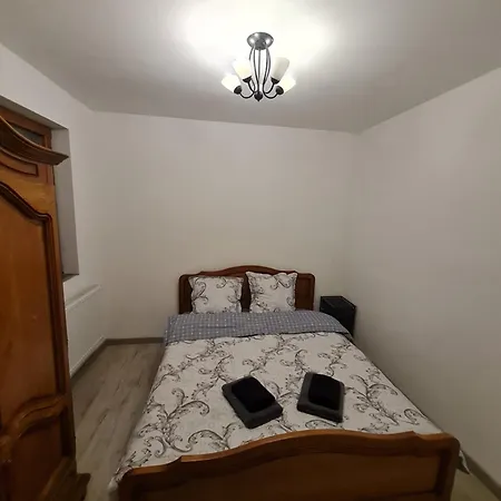 City Scape Piata Romana 1 *
